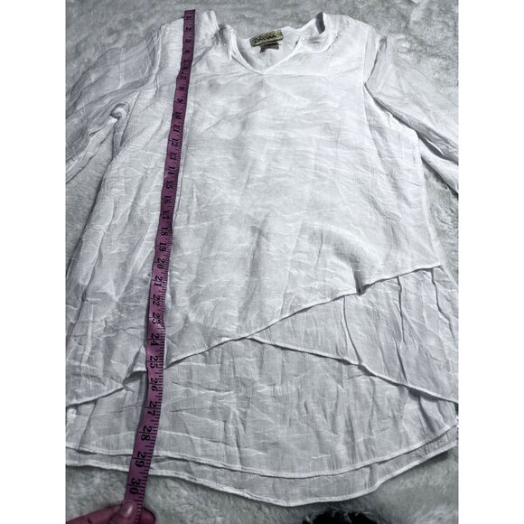 Davina White Crinkle V-Neck Asymmetrical Hem Blouse size M - Picture 5 of 5